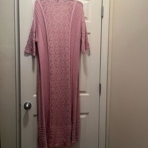 Chic Pink Lace Knit Duster